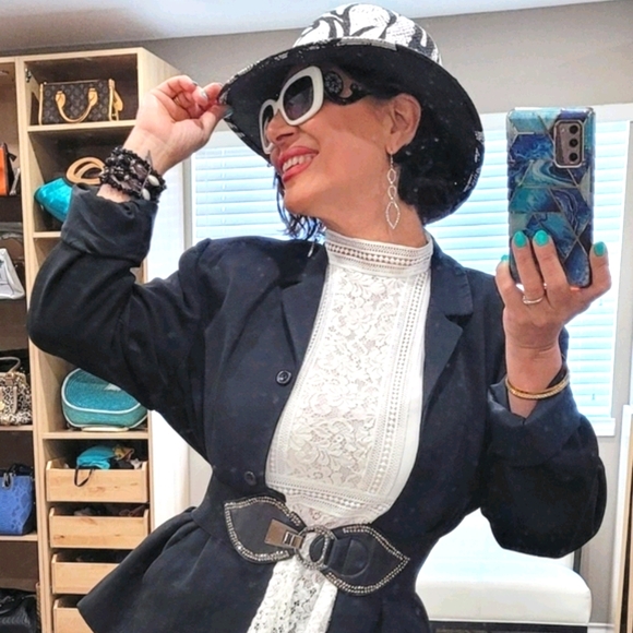 Gorgeous Bianca Nygard black blazer - Picture 7 of 14